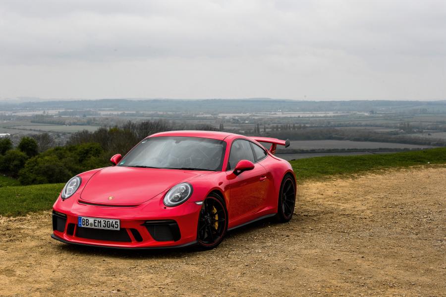  Porsche 911 GT3 (991) 2017 года  (UK) (фото 19 из 42)